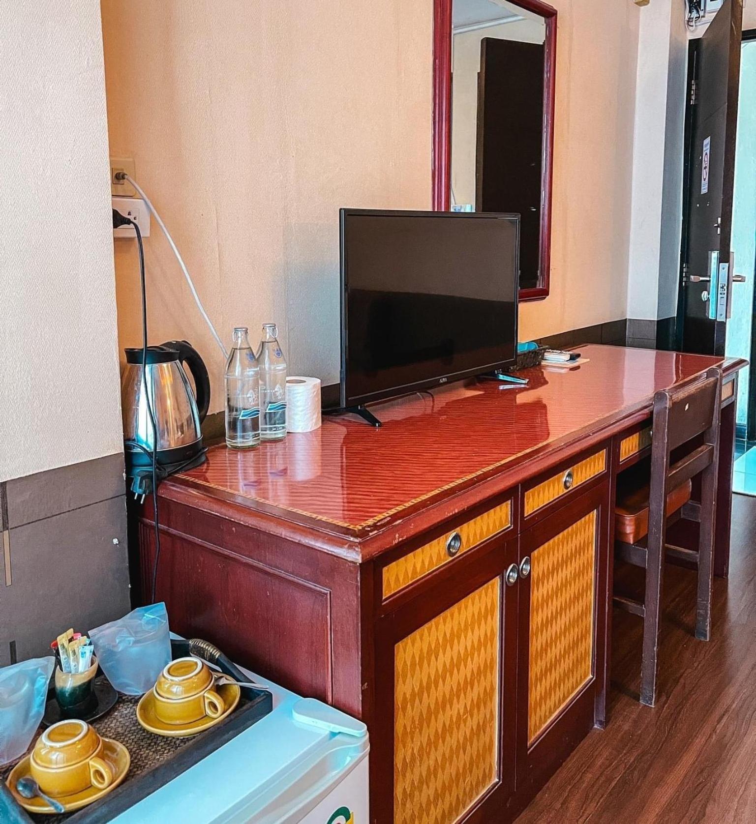 Baik Suite Bangkok Exterior photo